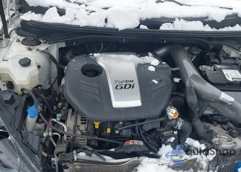 2016 Hyundai Veloster Turbo z USA, uszkodzony, nr VIN KMHTC6AEXGU286763